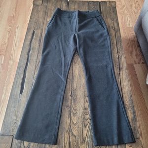 Express NWT Medium Boot High Rise Knit Kit Pants